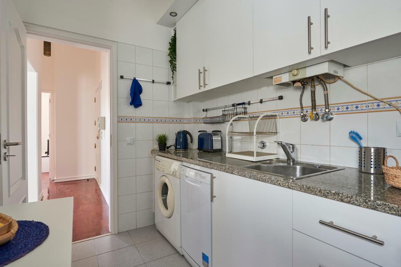 ליסבון Cozy Apartment In Historic Center With Terrace מראה חיצוני תמונה